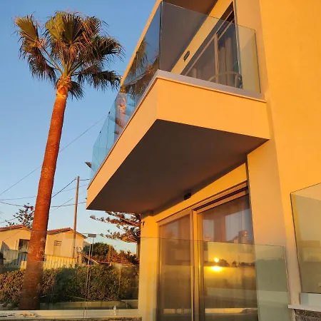 Niriides Palace Hotel