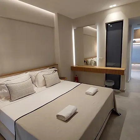 Niriides Palace Hotel